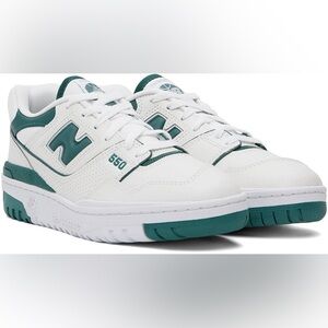 New Balance 550 green and white sneakers